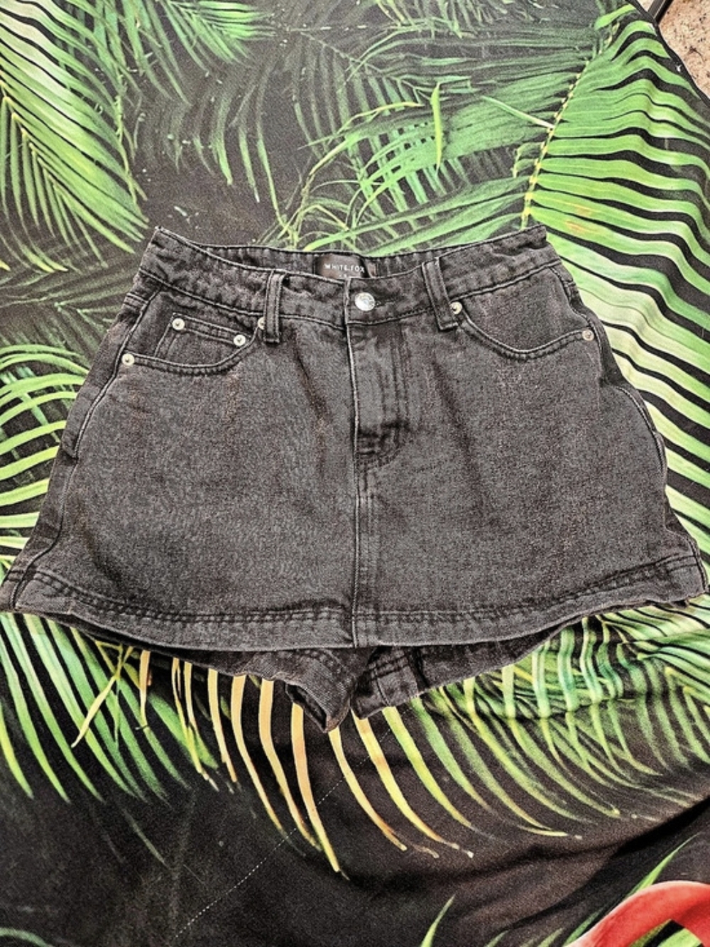 White Fox Black Denim Jean Shorts Size Small